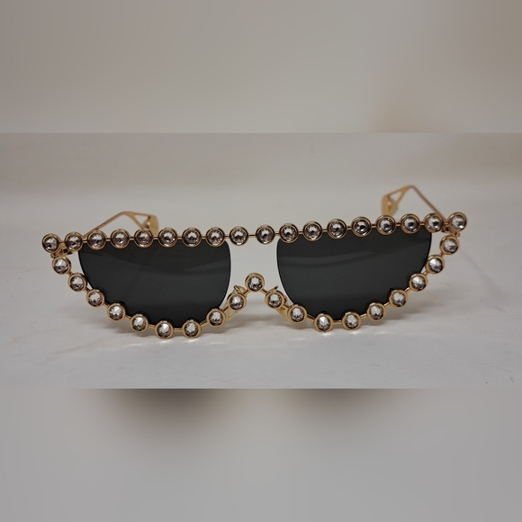 Gucci Hollywood Forever Sunglasses Crystals Gold Cat Eye GG0364S 002 53-18-140 - Picture 10 of 15